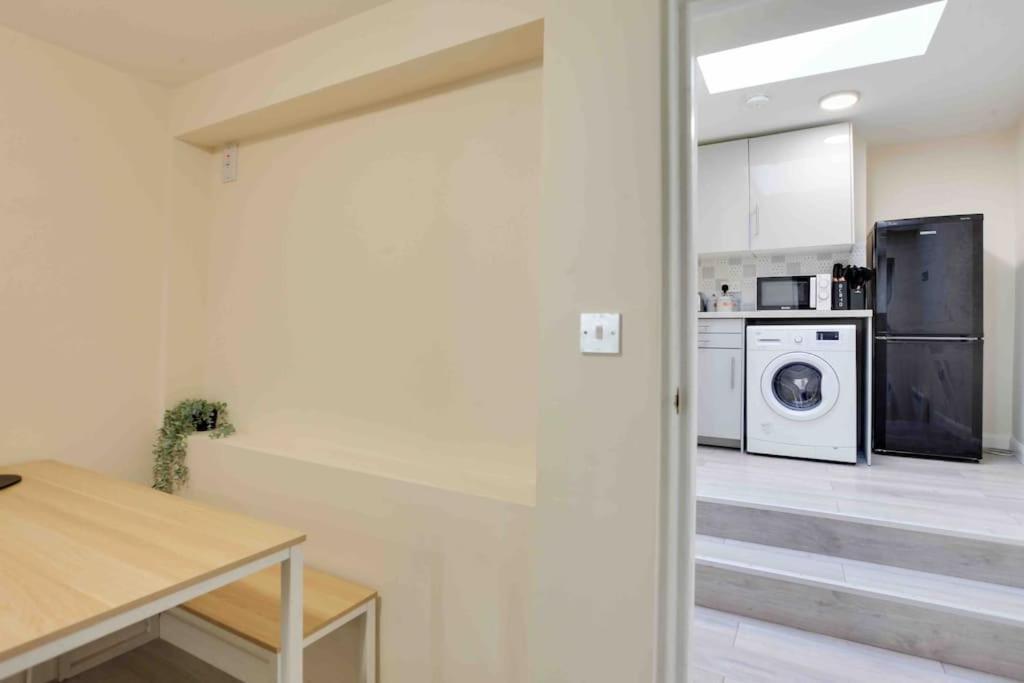 Elm Cottage Ипсвич Экстерьер фото